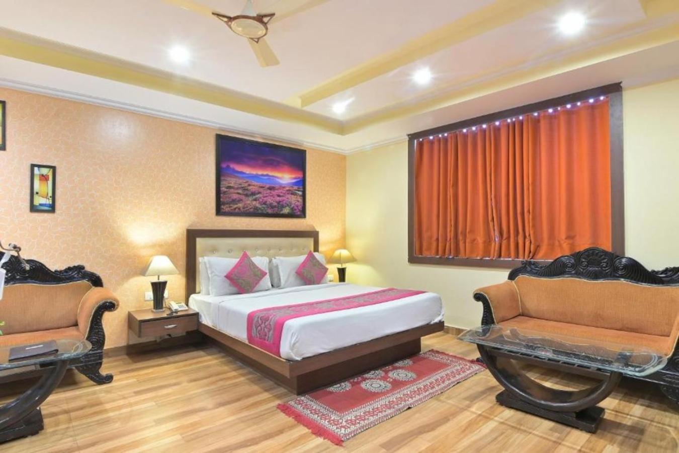 Hotel Castle Blue New Delhi Near Igi Airport Экстерьер фото